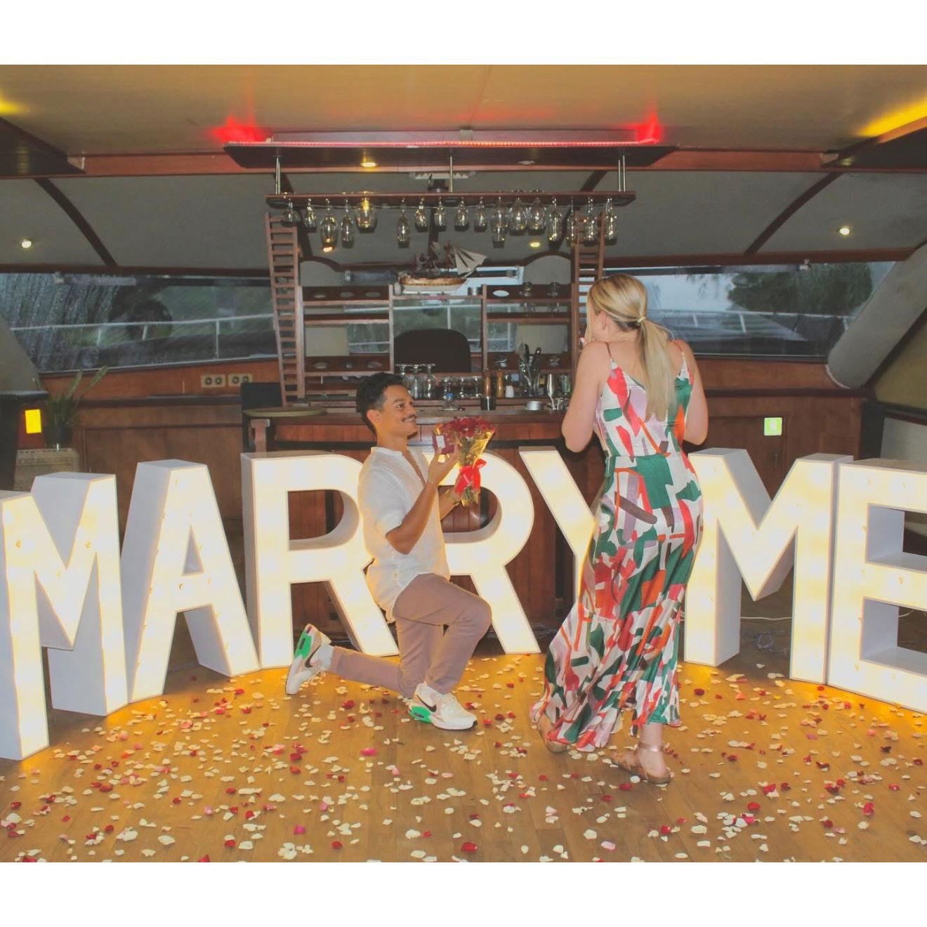 The proposal 😍 on a beautiful boat ride through Ryan’s hometown of Colombo, Sri Lanka. -2023
