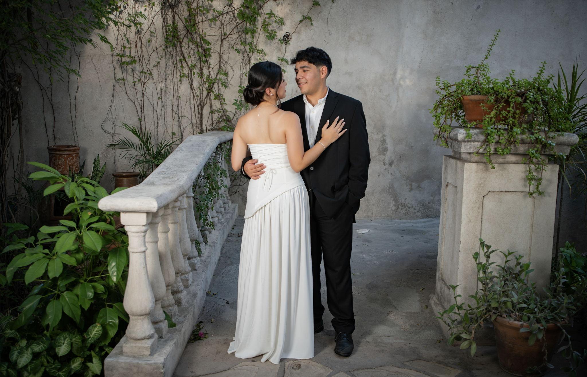 The Wedding Website of Aaliyah Vasquez and Felipe Gaytan Jr