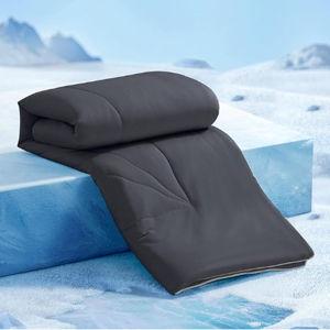 Elegear Cooling Comforter Queen Absorbs Body Heat to Keep Cool, Cooling Blanket for Hot Sleepers Japanese Arc-Chill 3.0 Cool Tech Fabric Summer Comforter Hypo-Allergenic Cooling Quilt - Black/Gray