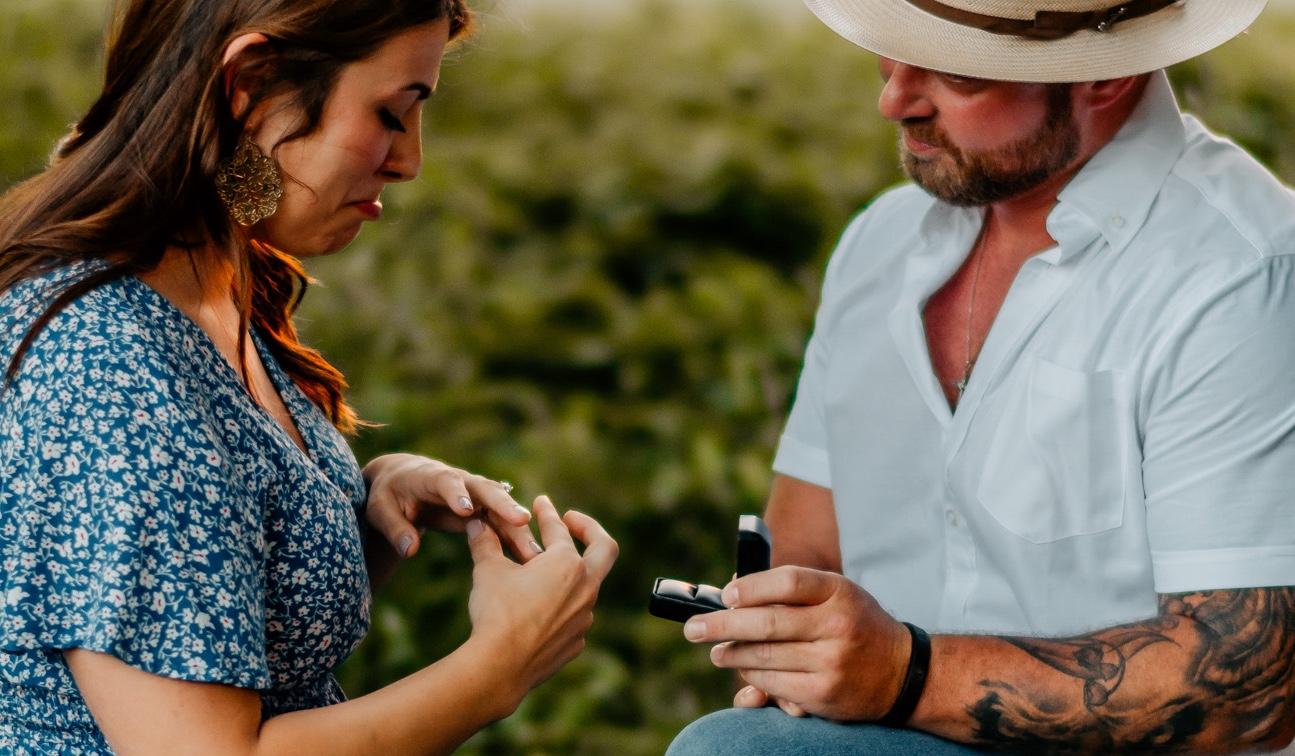 Shelby Hoopingarner and Elliott Sublett's Wedding site