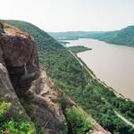 Breakneck Ridge Trailhead