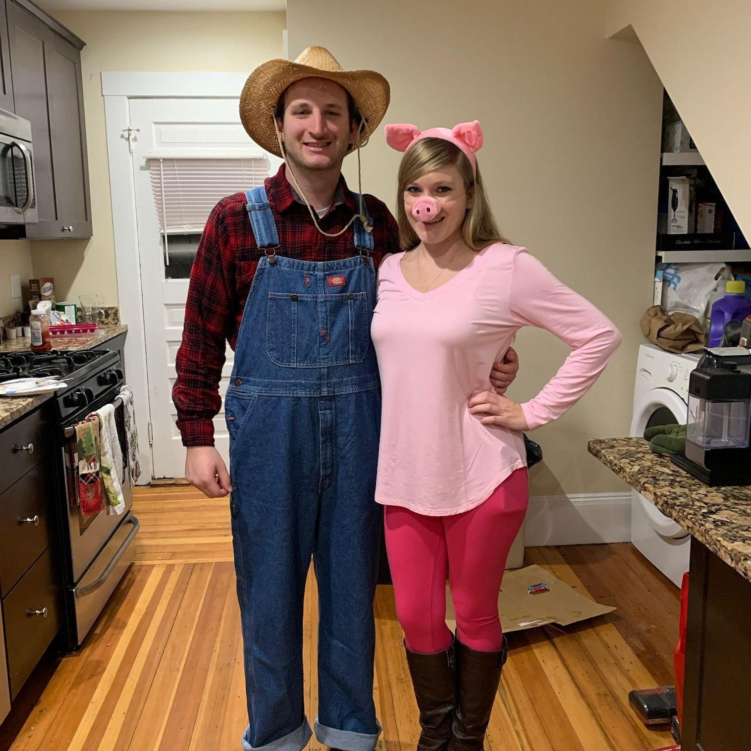 Halloween 2020 as a farmer and a pig.