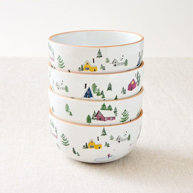 Holiday Skiers, Cereal Bowl, Set of 4 new