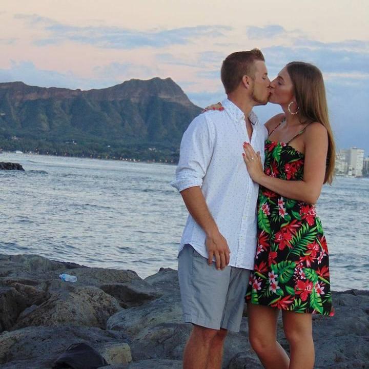 Diamond Head Volcano, Waikiki, Oahu, Hawaii - Engagement Photos
