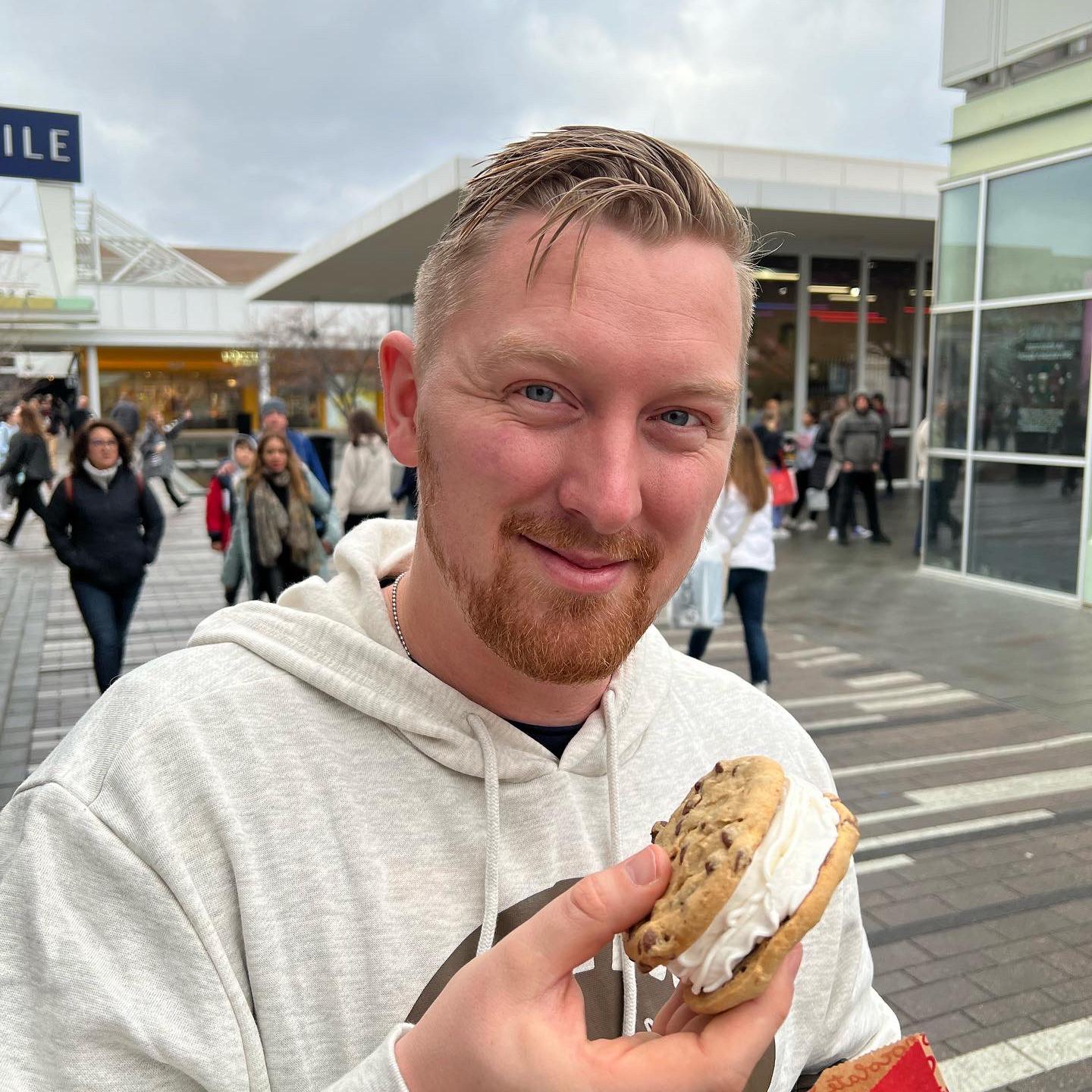 Sam experiencing American cuisine.