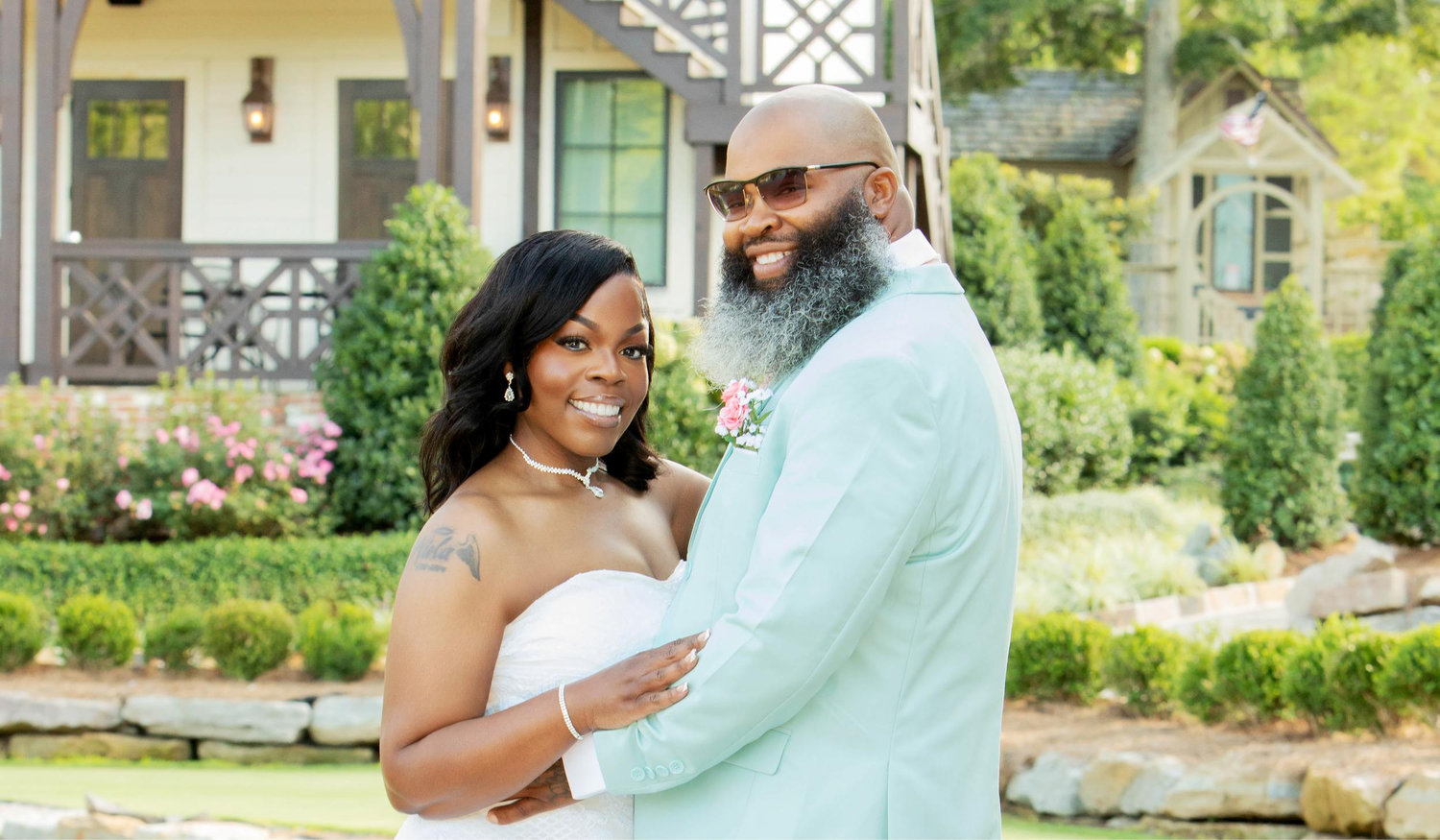 The Wedding Website of Rawshamekia Moorer and Travis Rogers