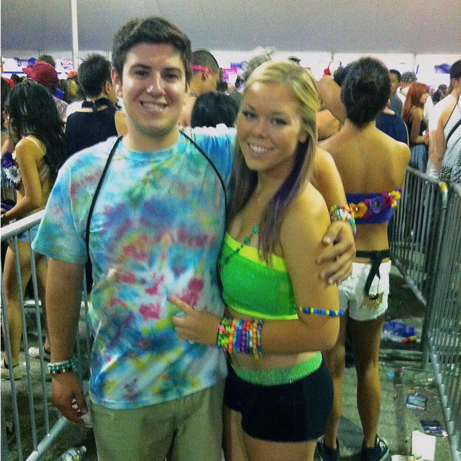 A couple that raves together, stays together.