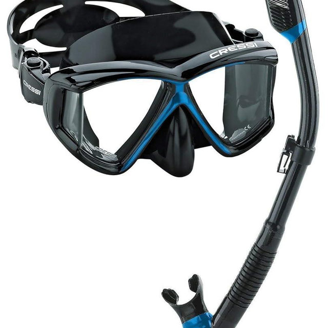 Cressi Panoramic Wide View Mask & Dry Snorkel Kit for Snorkeling, Scuba Diving - Pano 4 & Supernova Dry: Designed in Italy