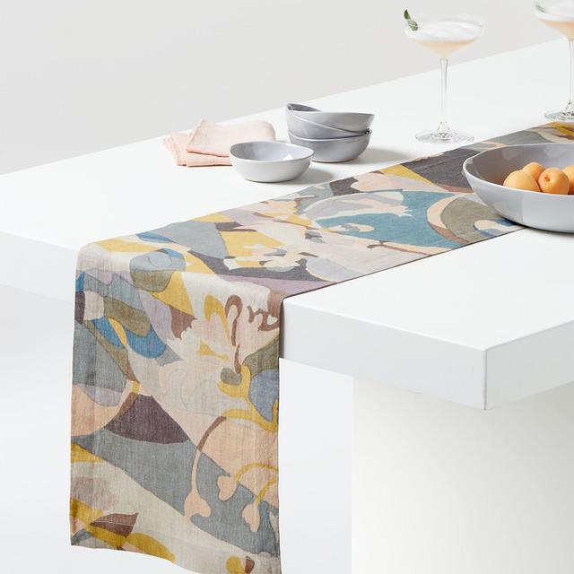 Braque 90" Floral Table Runner