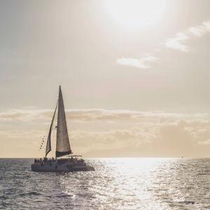 Captain's Sunset Dinner Sail in Maui
