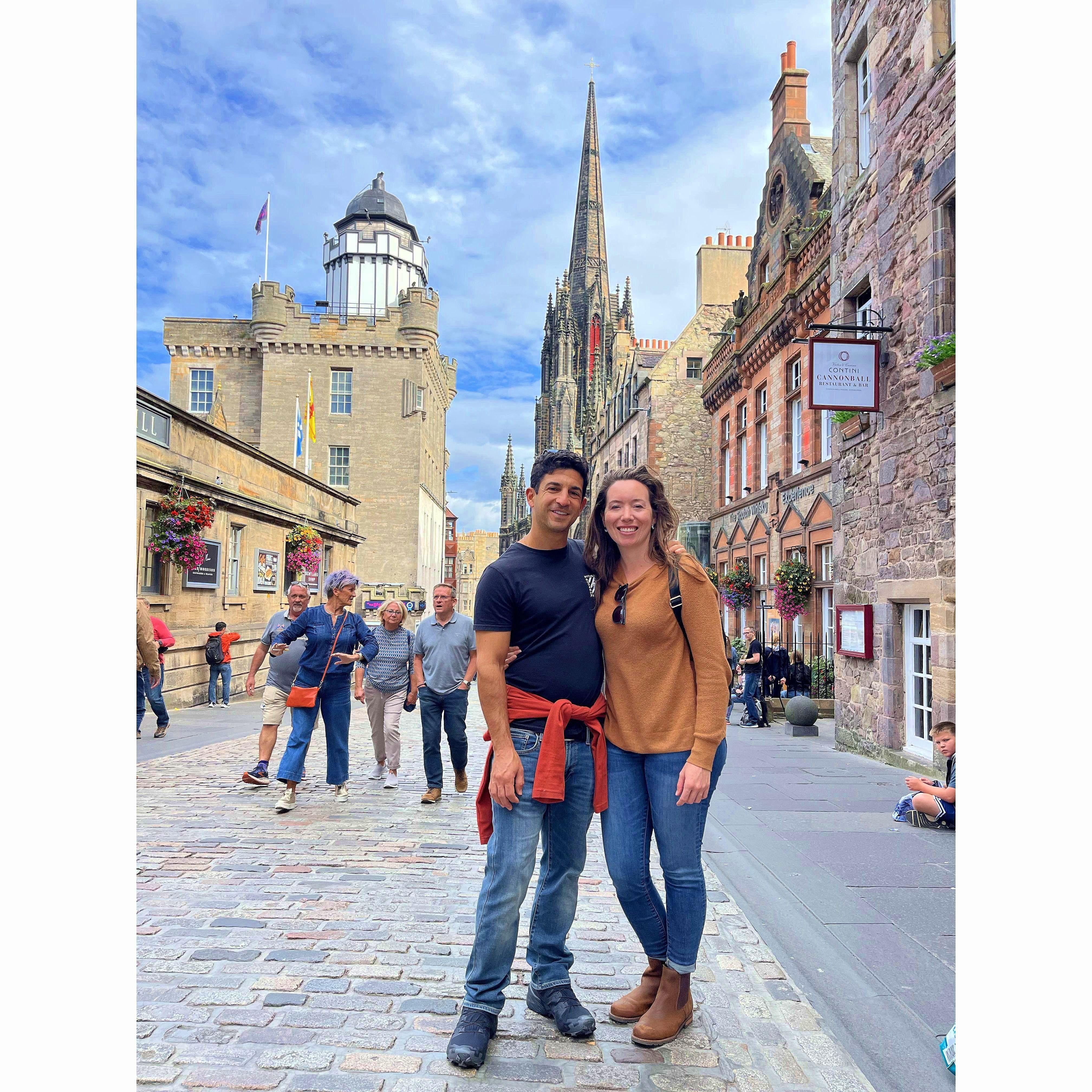 Strolling the streets of Edinburgh