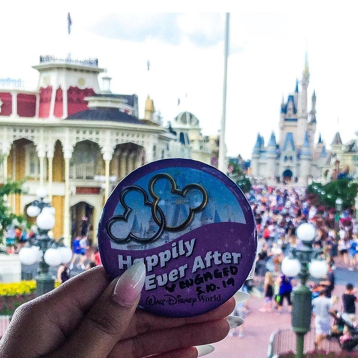 Our favorite Disney buttons<3