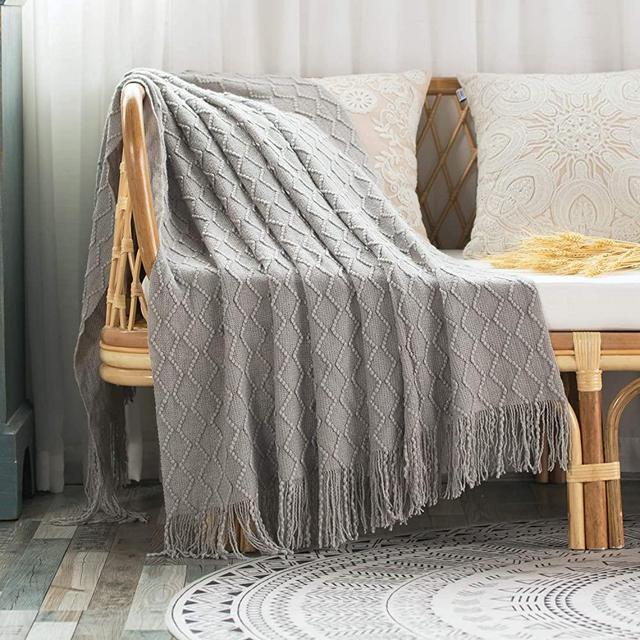 SPAOMY Throw Blanket, Knit Blanket with Tassels, Textured Cozy Lightweight Decorative Throw Blanket for Couch, Bed, Sofa, Travel- All Seasons (50x60 Inch, Light Grey)