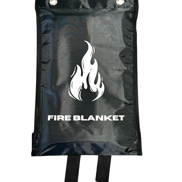 MotivPart 1X Fire Blanket for Home Safety Emergency for Kitchen Fiberglass Fire Blankets Fireproof Blanket House Safety Flame Retardant Fabric Tarp Cover Black