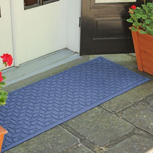 Weather Guard™ Ellipse 22-Inch x 60-Inch Door Mat in Navy