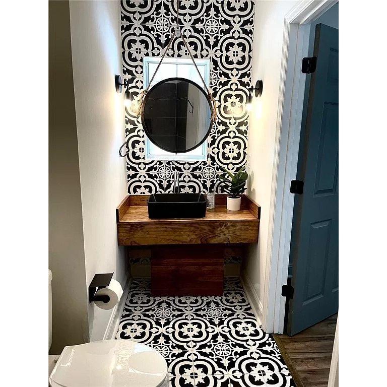 View more pictures and book your stay on Airbnb - https://www.airbnb.com/h/thepearlatbrunswick
