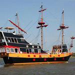 Black Raven Pirate Ship