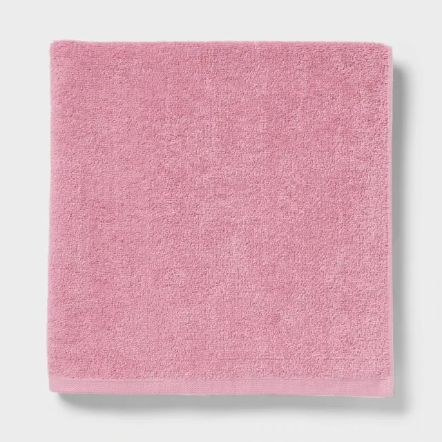 Everyday Oversized Bath Towel Pink - Room Essentials™