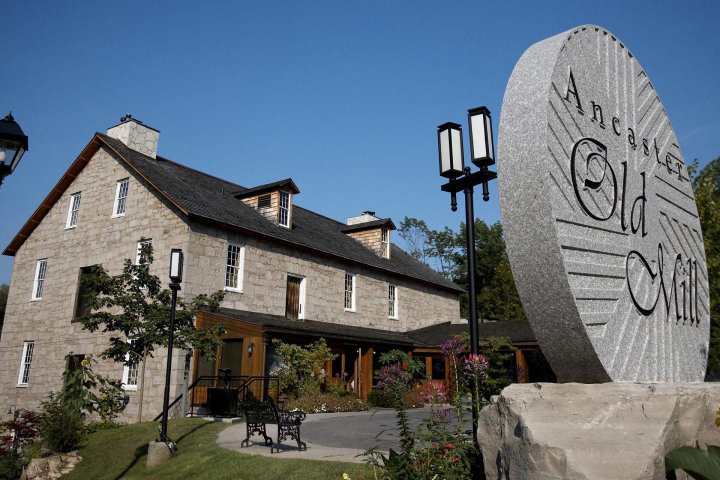 The Wedding Website of Erin Urie and Matthew McGinlay