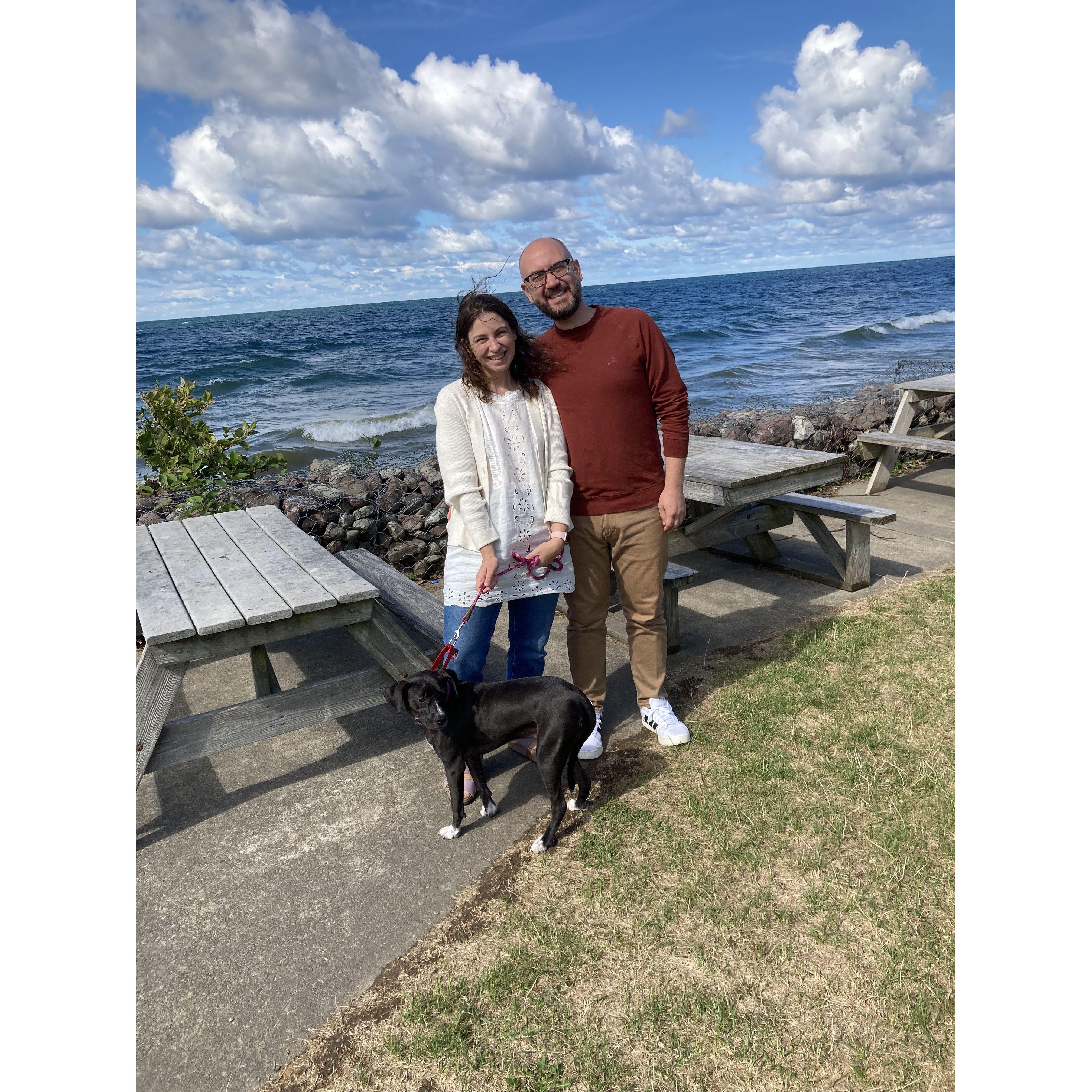 Took Ruby to "Rudy's" on Lake Ontario; she said "woof."