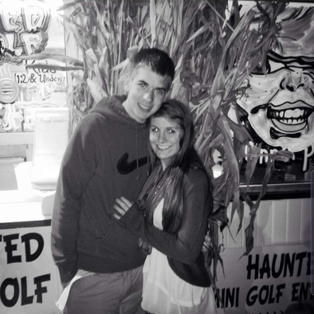 Our first big night out after becoming a couple. We enjoyed playing mini golf with Erin's family at The Windmill!
