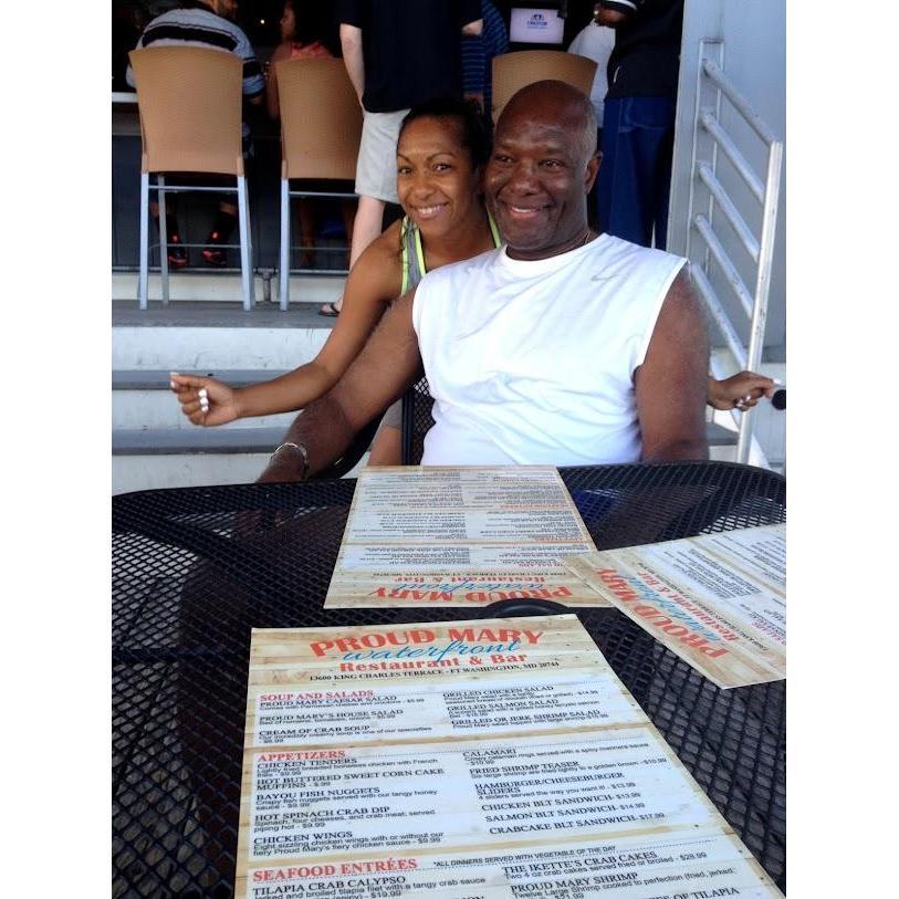 National Harbor, MD, 4th of July 2014
(Our 1st "official" date