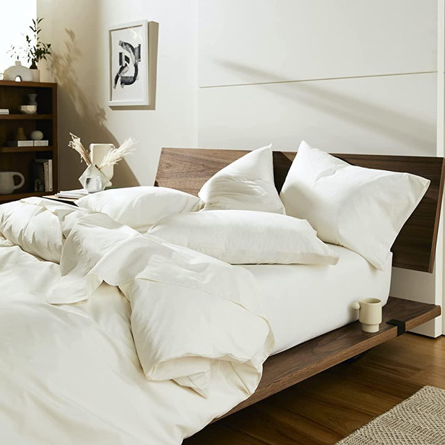 Brooklinen Luxe California King Sheets Set + Duvet Cover, Cream - 7 Piece Set (1 Duvet Cover, 1 Fitted Sheet, 1 Flat Sheet + 4 Pillowcases)