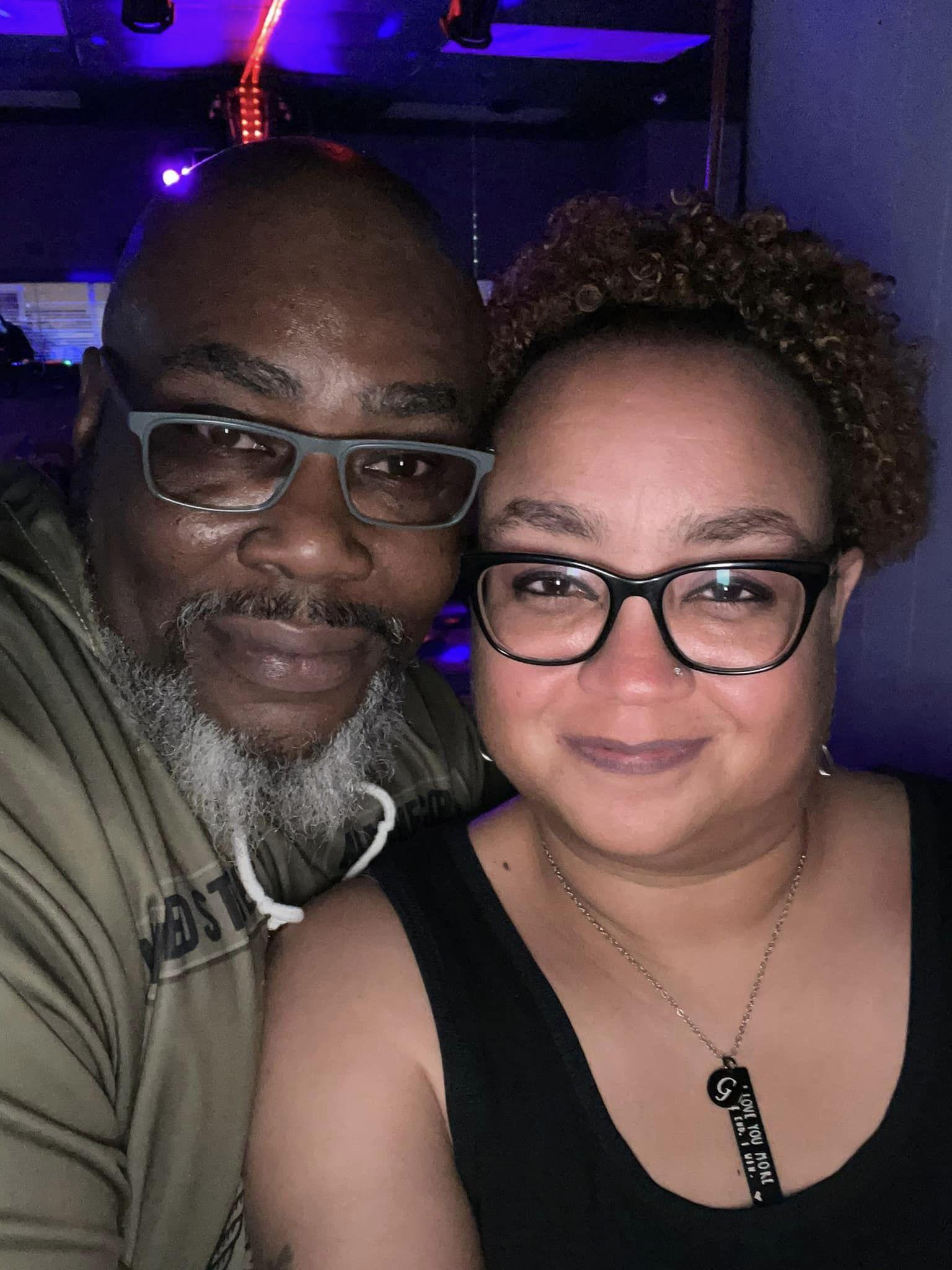 Zola Find A Couple - ol7p7ad
