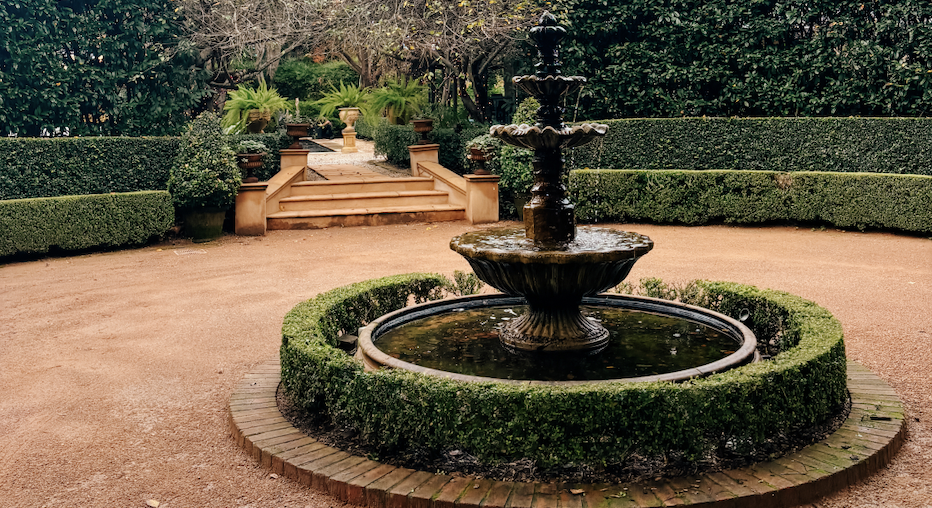 The Wedding Website of Lainey Harrison and Peter Sloss