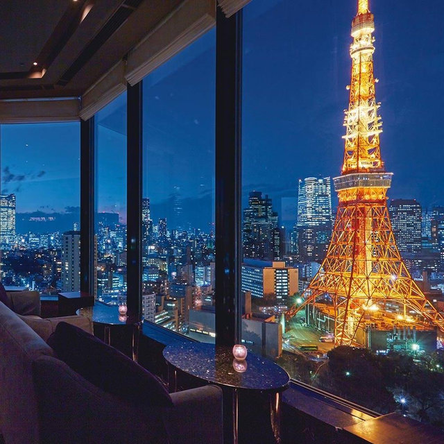 Romantic Rooftop Dinner in Tokyo