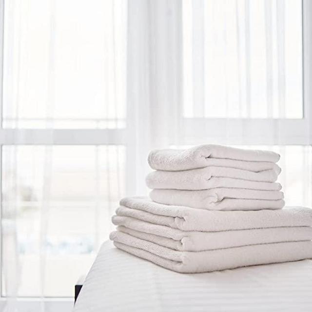JARAFF Cotton Bath Towel Set - 6-Piece Towel Set, Premium Egyptian Cotton Towels (White)