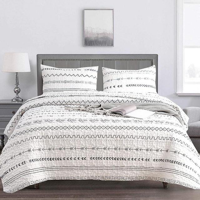 DURLENGEN White Quilt Set King Size 3Pcs,Bohemian Design with White & Black Geometric Pattern Printed on White, All Season Lightweight Coverlet Sets(King 106x96,Boho White)