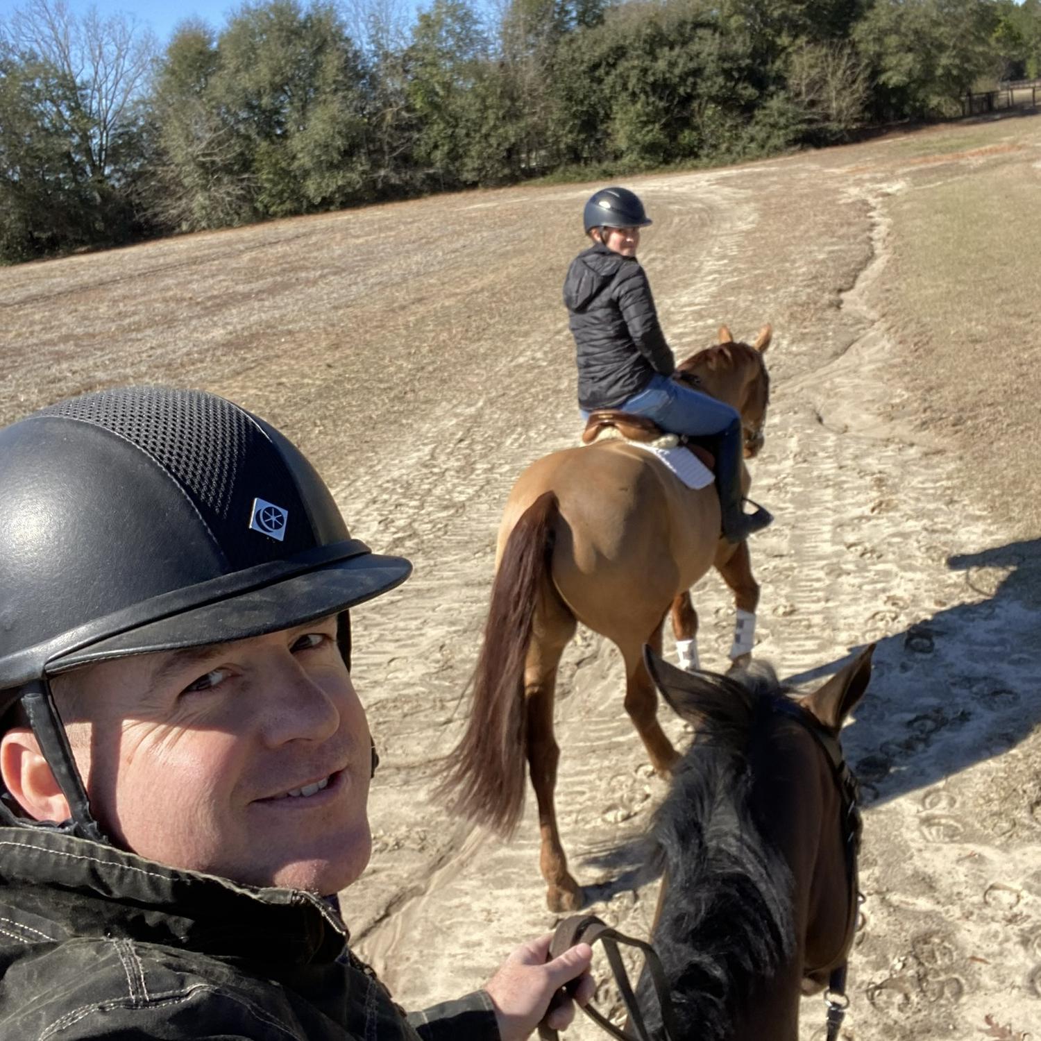 Trail rides together💗