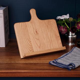 Bronwyn Recipe Stand