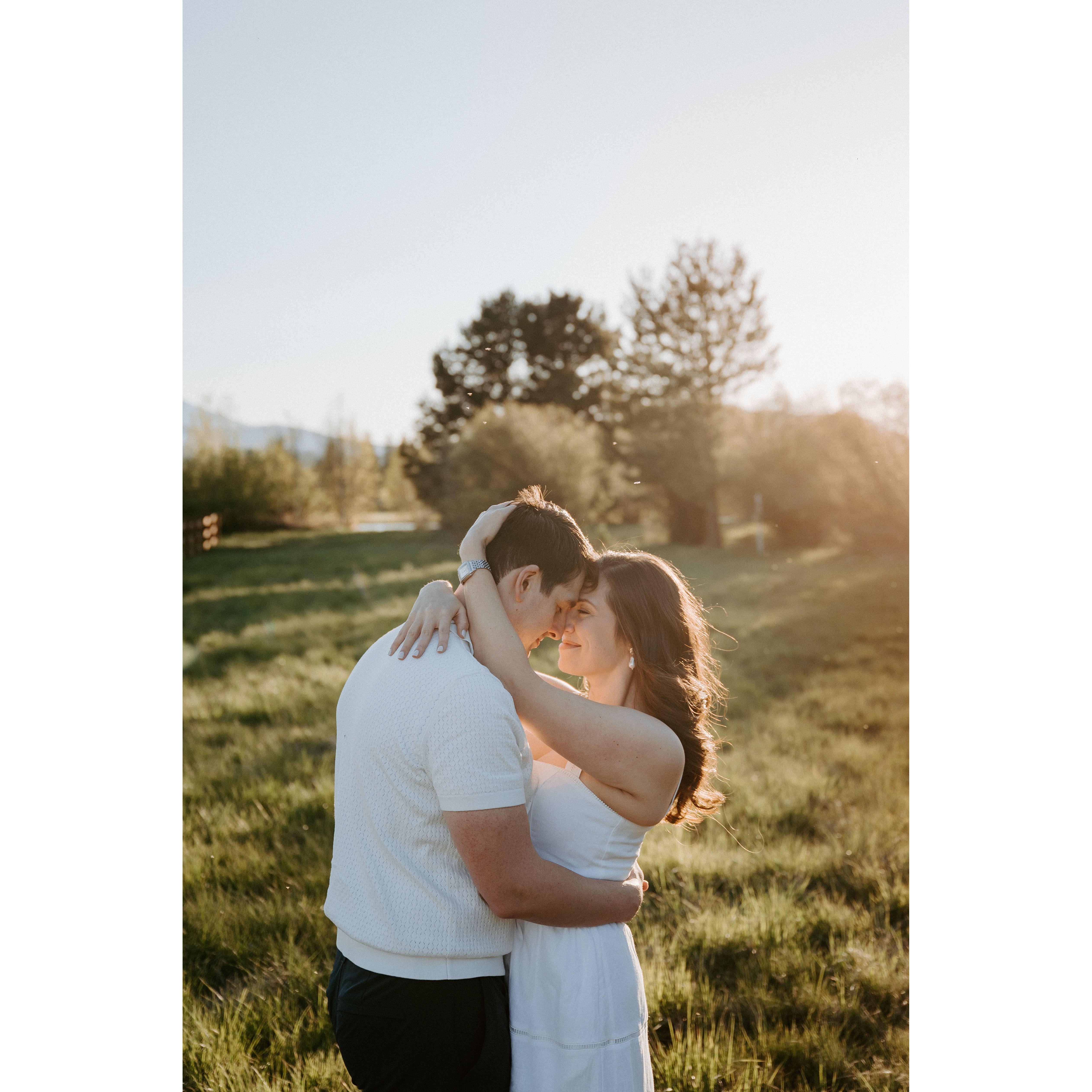 Engagement Photos at Black Butte Ranch in Oregon