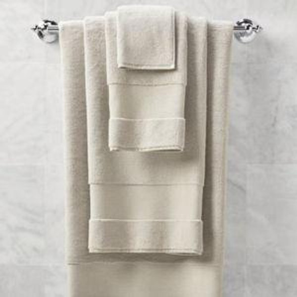 Frontgate Resort Collection Bath Sheet- Chiffon