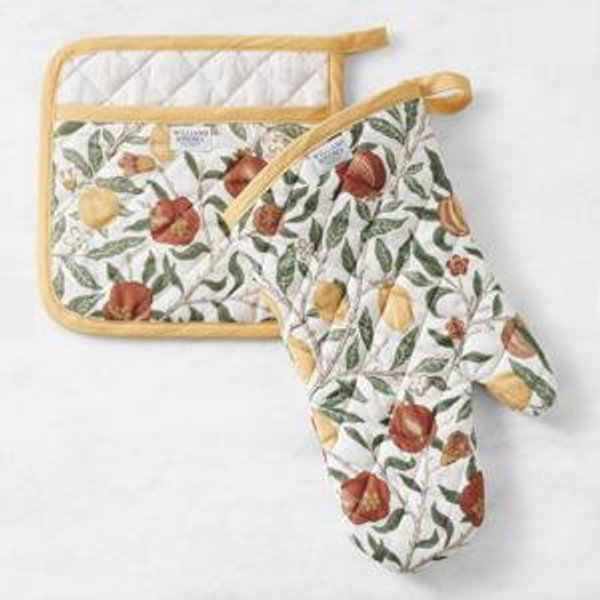 Morris & Co. x Williams Sonona Fruit Oven Mitt & Potholder Set