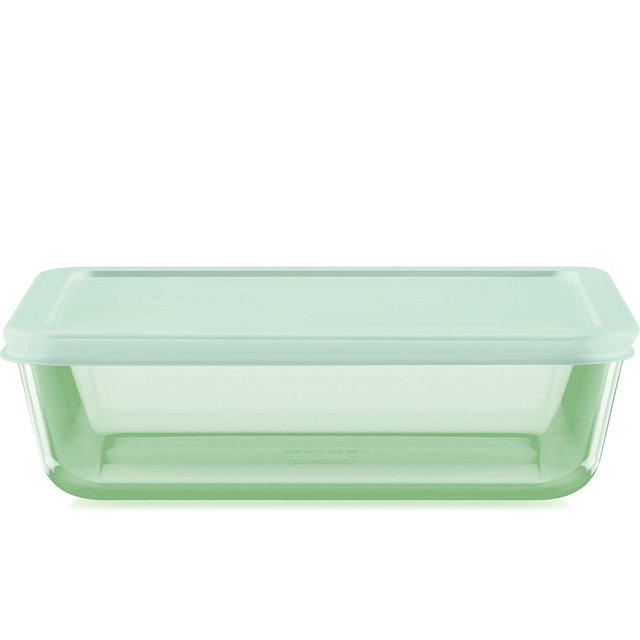 Pyrex Colors (6 Cup) Tinted Glass Large Rectangular Food Storage Container, Snug Fit Non-Toxic Plastic BPA-Free Lids, Freezer Dishwasher Microwave Safe, Green