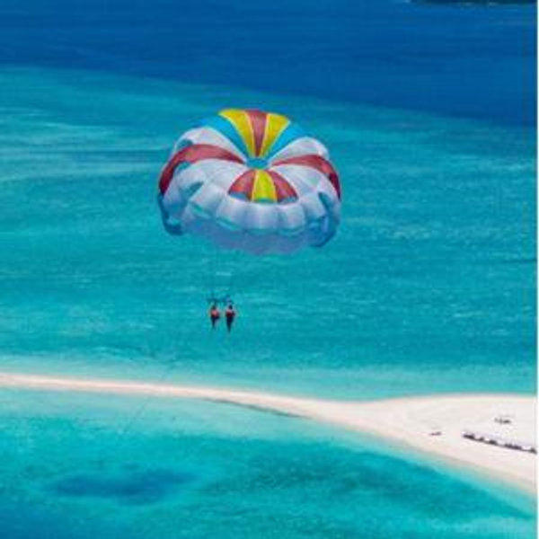 Parasailing in Bora Bora