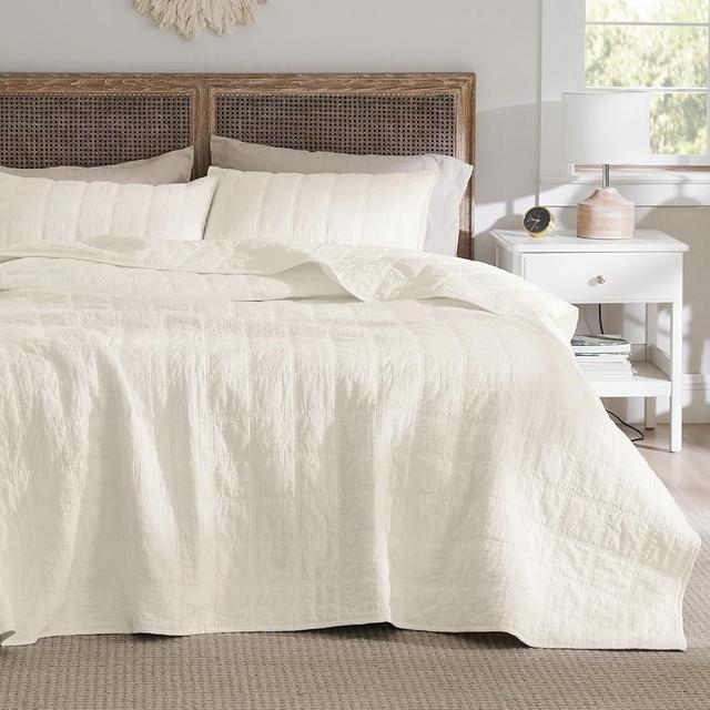 Bedsure 100% Cotton Quilt, Queen Size Bedspread, Lightweight Soft Bed Coverlet, 3-Piece Cozy Stitching Quilt Set with 2 Pillow Shams in Geometric Pattern for All Season, 90x96 inches, Antique White
