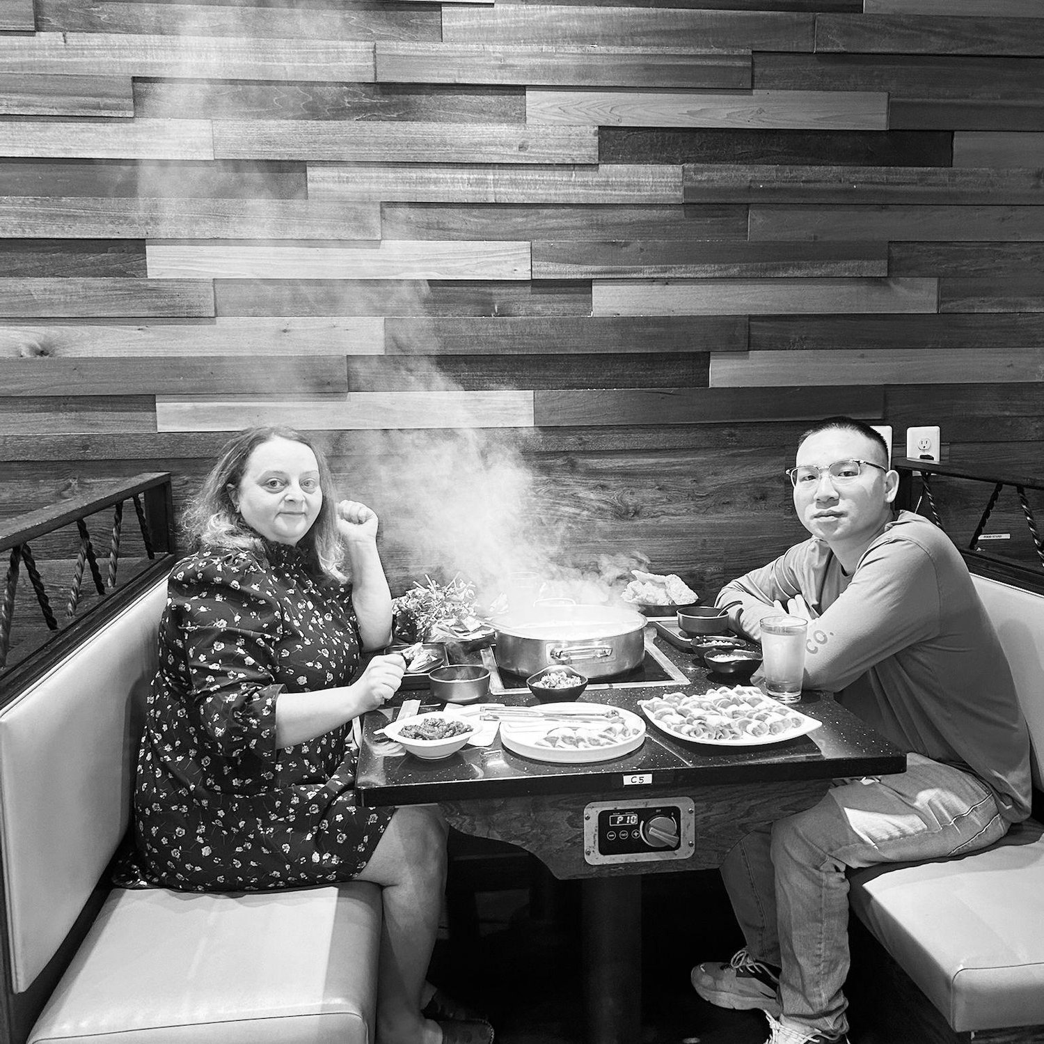 Hot pot, happy hearts, and one very successful date!🔥❤️🍲