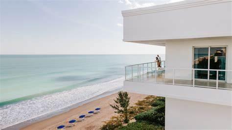 The Wedding Website of Mili Alvarez and Lauren brennan