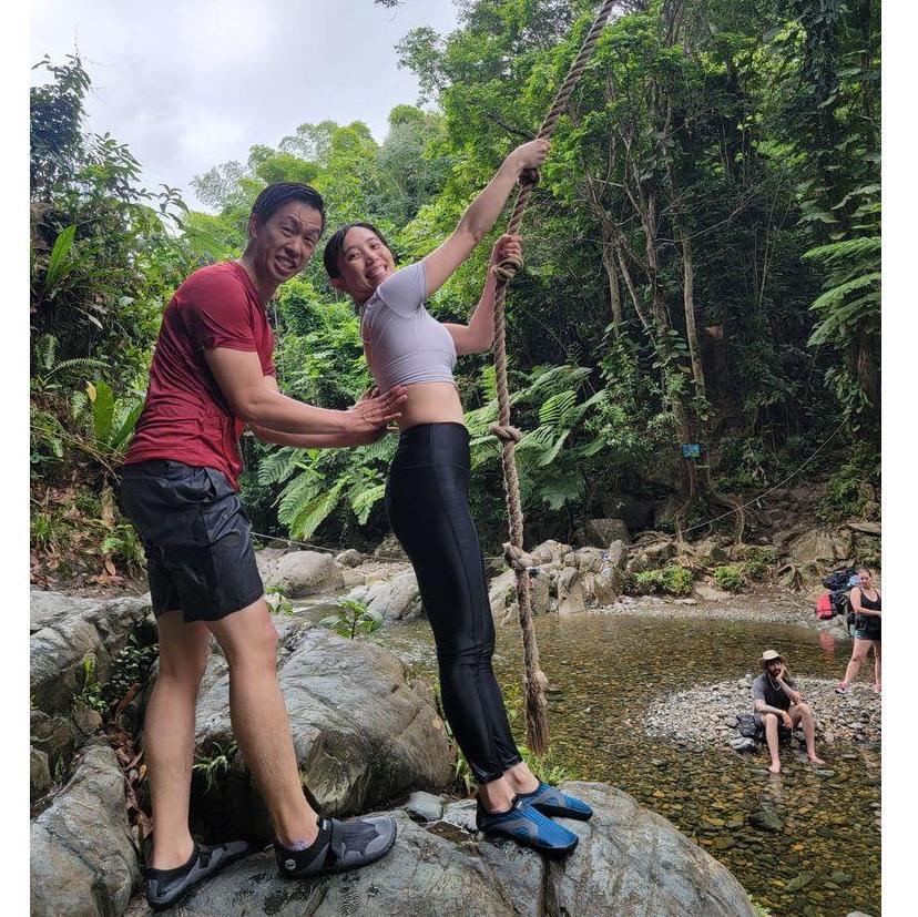 Cliff diving in Puerto Rico!