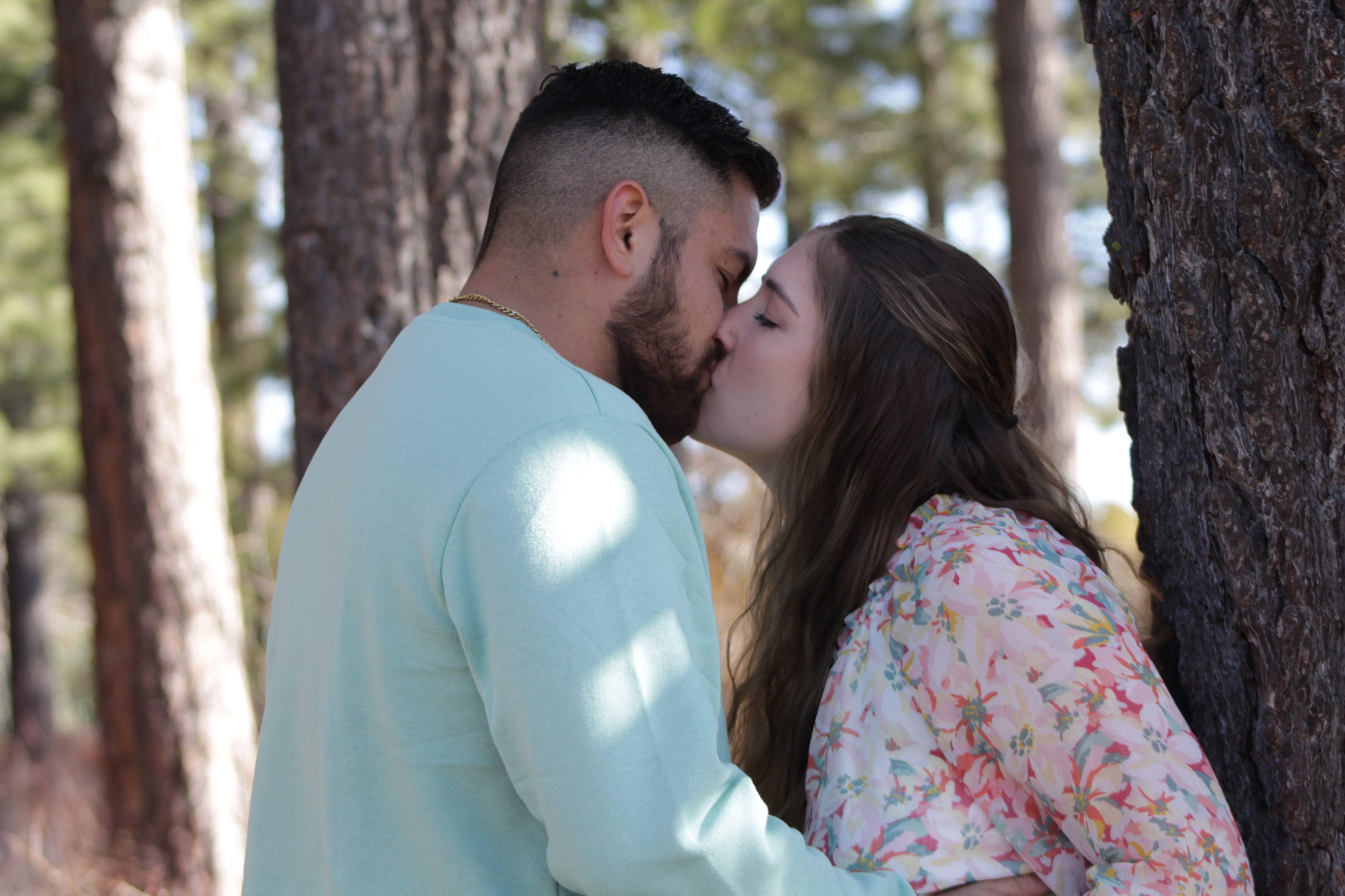 The Wedding Website of Kylie Masznicz and Ezequiel Burns