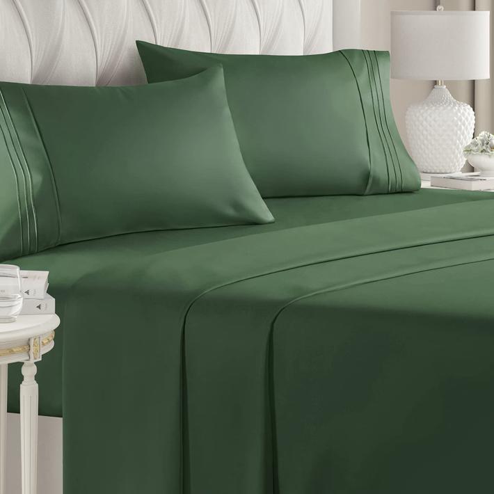 Emerald Green Queen Sheets Set