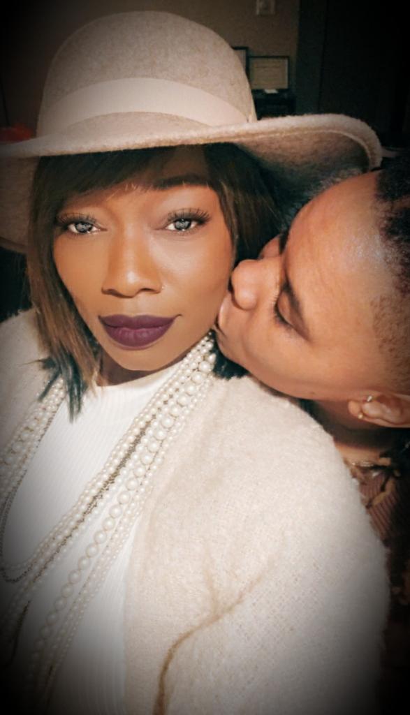 The Wedding Website of Detosha Hurst and Kimsie Hudspeth