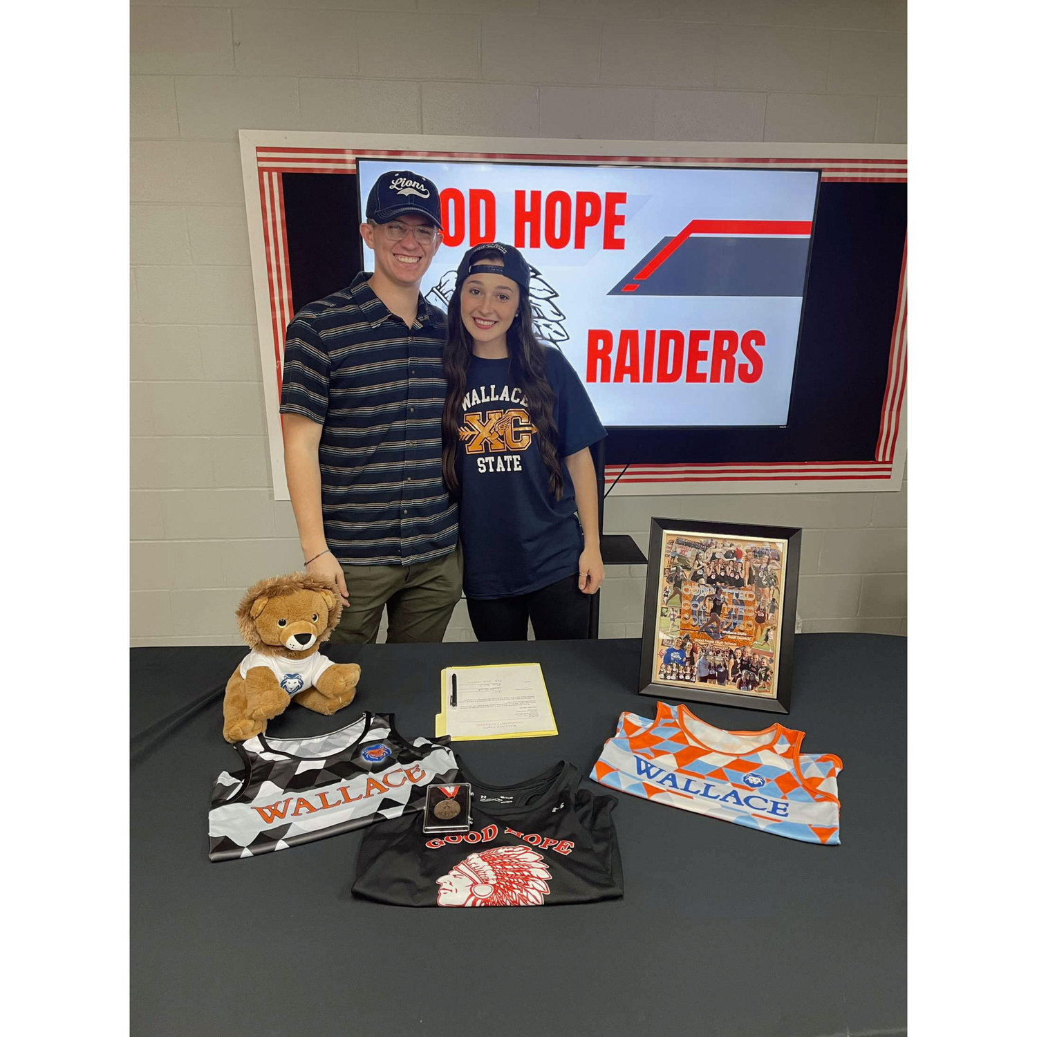 Rudi's signing day! November 8, 2022
