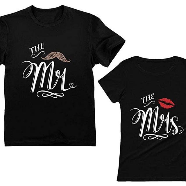 Mr and Mrs Gift for Couples Wedding Anniversary Newlywed Matching Set T-Shirts