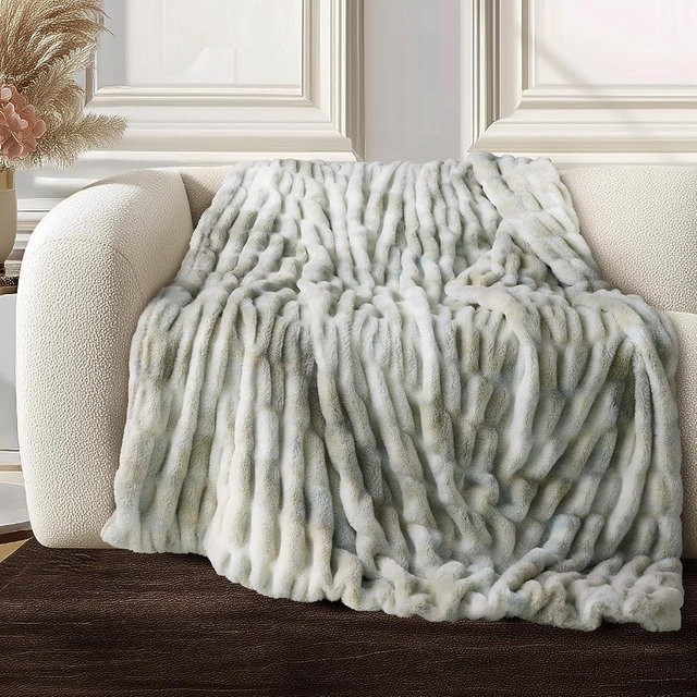 blunique Ultra Soft Cozy Faux Fur Throw Blanket, Fuzzy Plush Thick Fur Blanket, Oversize Luxury Fluffy Blanket for Couch, Sofa, Bedroom, and Living Room,50x60 Inches,Double Sided Tie-Dye Light Grey