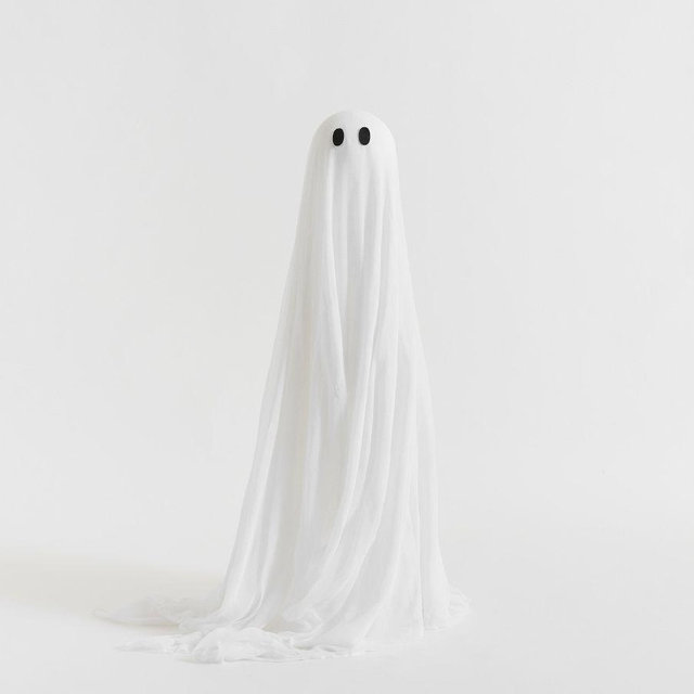 Lit Ghosts, White, 4 Ft